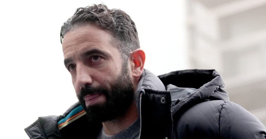 Manchester United s’enfonce encore