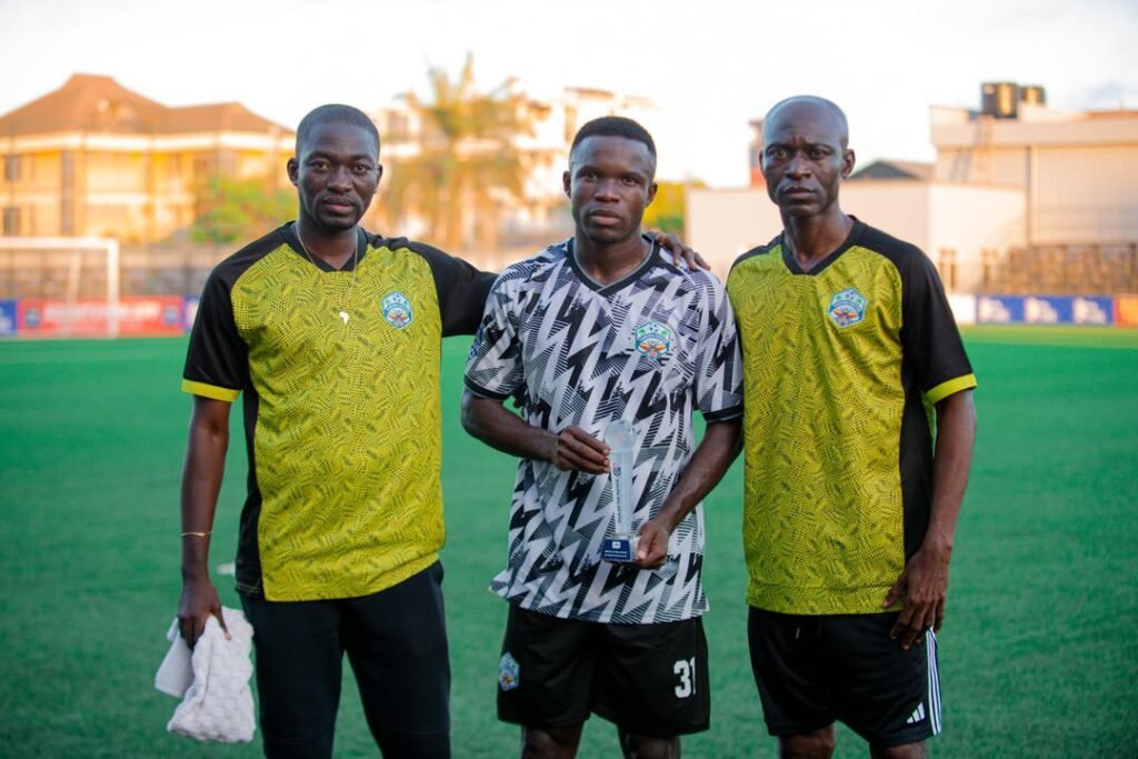 Tanzanie:Élu meilleur joueur du championnat pour le mois de novembre 2024,OFFEN CHIKOLA de Tabora United a eu des mots justes pour remercier le technicien congolais ANICET KIAZAYIDI