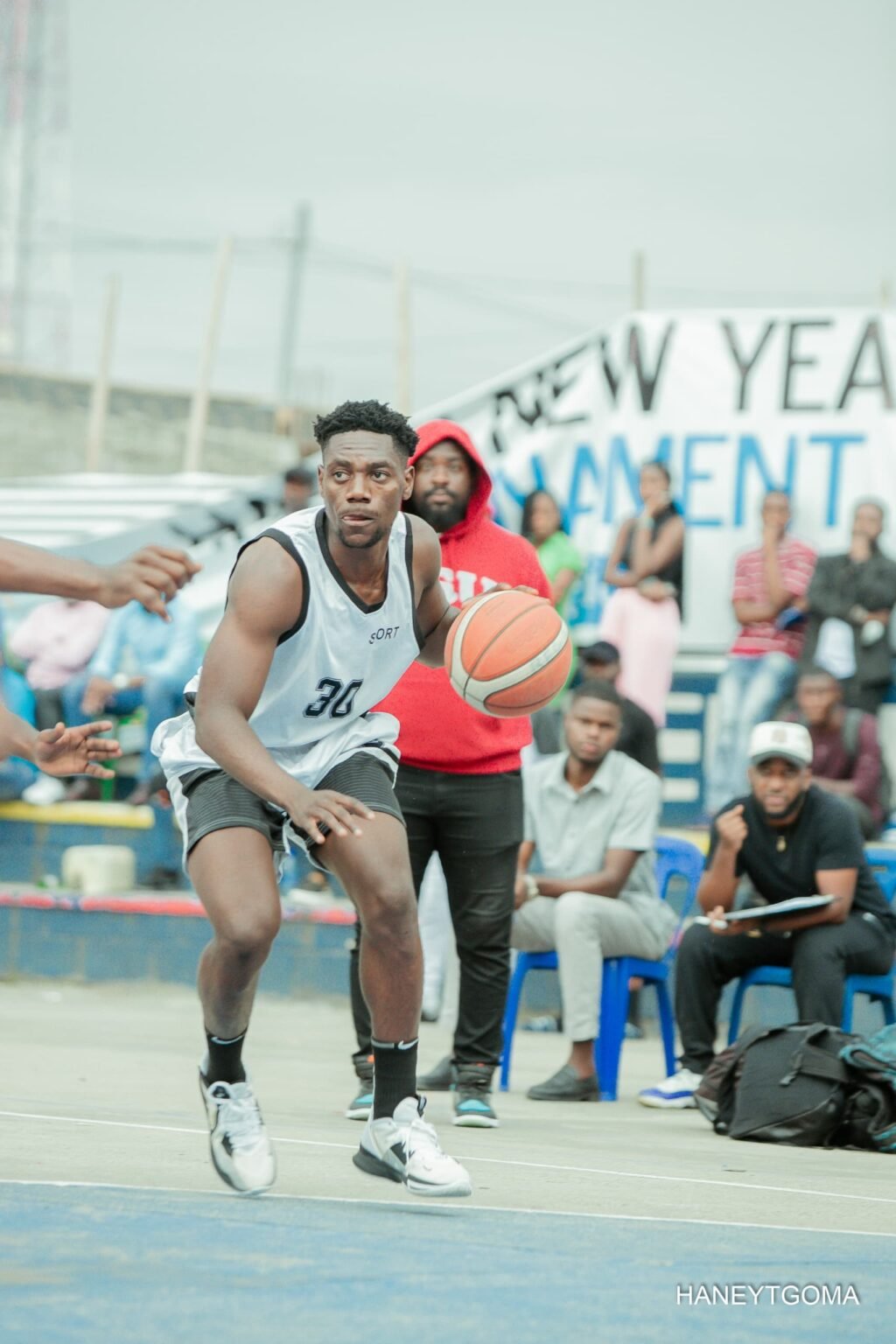 Goma basketball/ tournoi HANEYT 2024 :Le néo léopard Noé Cuma toto a régalé le jour de son anniversaire Goma basketball/ tournoi HANEYT 2024 :Le néo léopard Noé Cuma toto a régalé le jour de son anniversaire