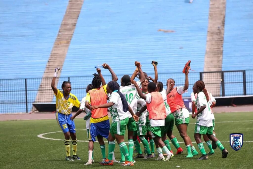 Bikira s’offre Amani en poulet du nouvel An ! – Irisfootball.com