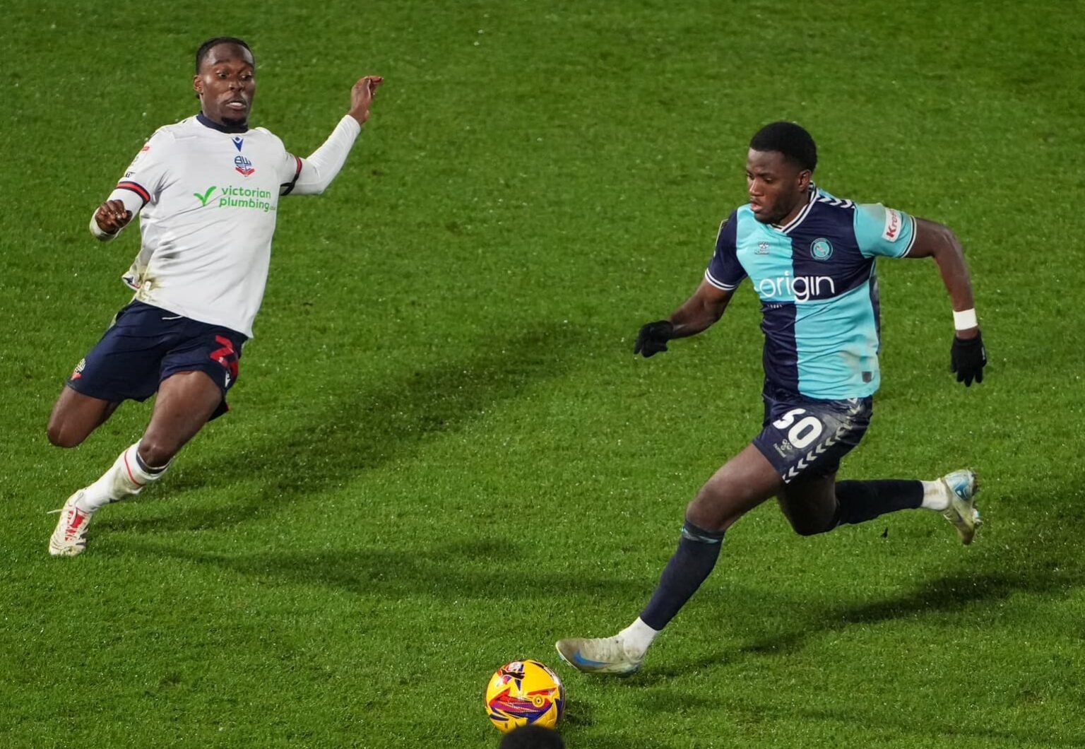 Coup de mou pour Beryly Lubala et Wycombe Wanderers — FOOT.CD