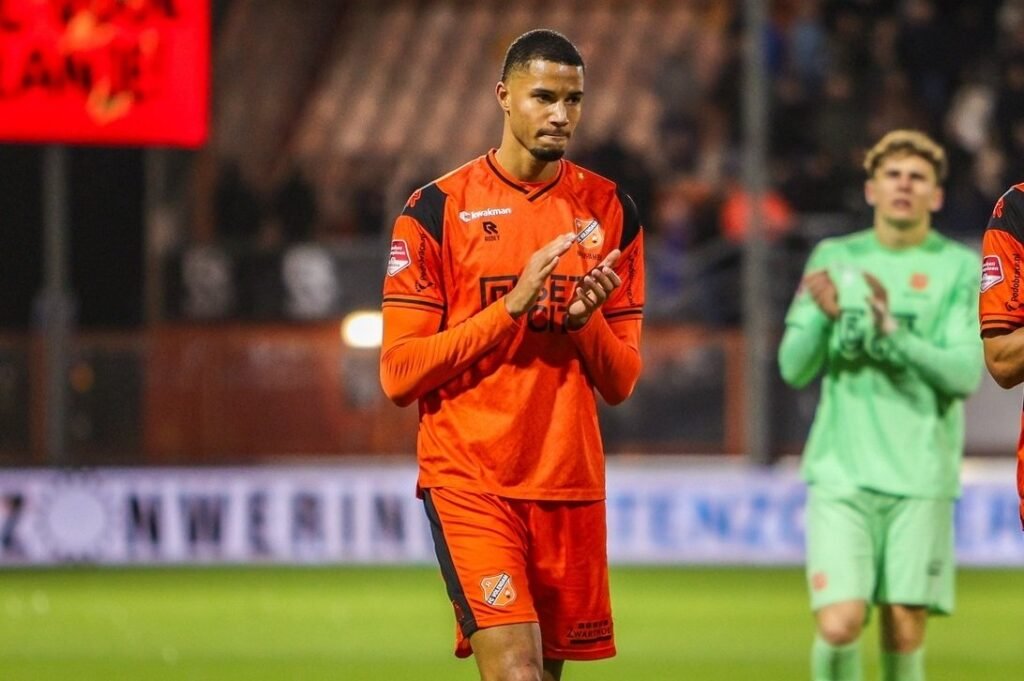 Xavier Mbuyamba et Volendam intraitables depuis 13 matchs — FOOT.CD