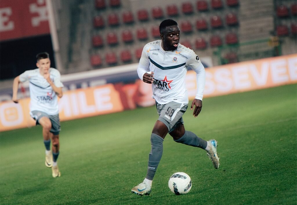 Jordy Soladio et Dender mettent fin à deux mois de disette — FOOT.CD