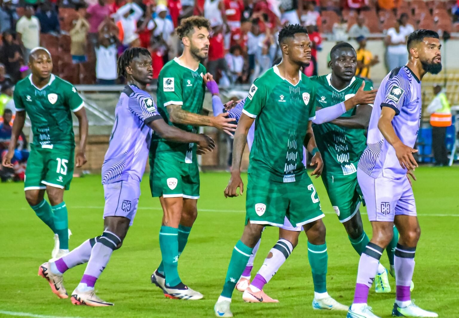 Trésor Tshibwabwa, Andy Boyeli et Sekhukune United font l’essentiel devant Cape Town City — FOOT.CD