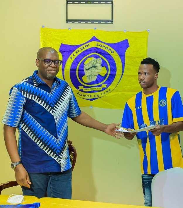 Mika Miché prolonge à Saint Eloi Lupopo pour deux années de plus — Infos.CD Mika Miché prolonge à Saint Eloi Lupopo pour deux années de plus — Infos.CD