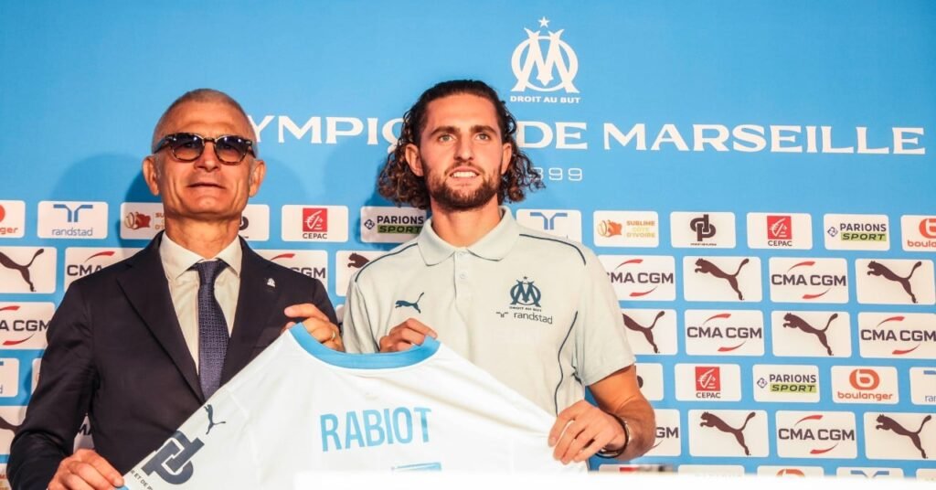 L’avenir d’Adrien Rabiot en suspens
