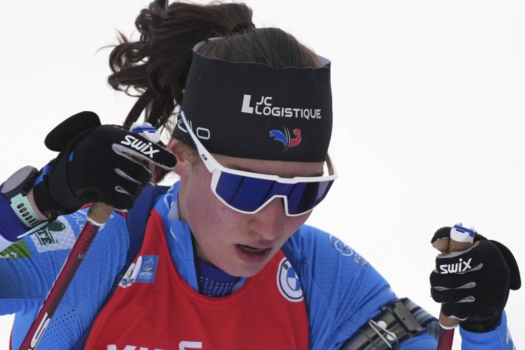 sa mère est championne olympique ! Qui est la Française, de retour sur la Coupe du monde de biathlon ?
