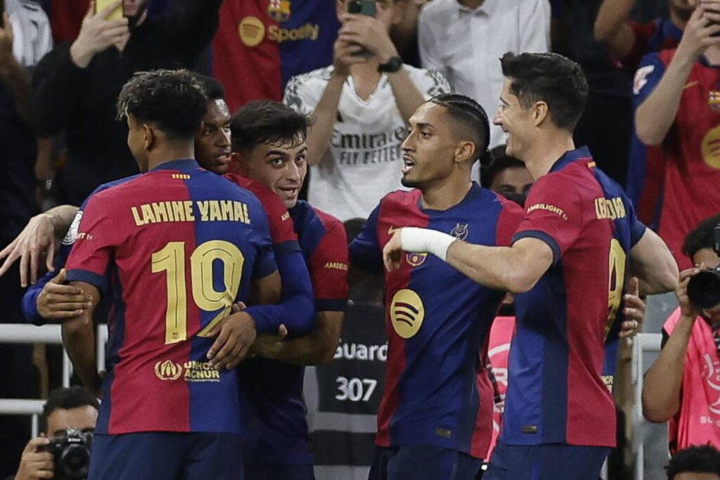 DIRECT. Real Madrid - Barcelone : dans une finale folle, les Merengue humiliés par des Blaugranasrenversants, suivez le Clasico !