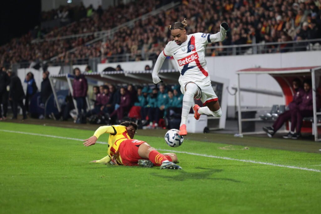 DIRECT. Lens - PSG : Paris peu inspiré, suivez le match