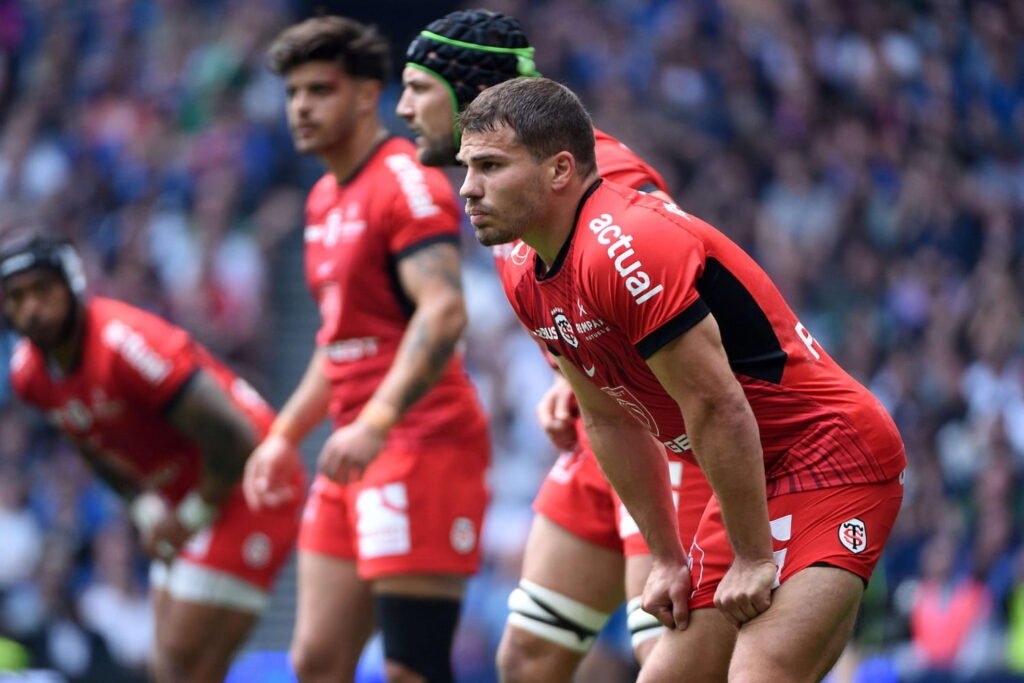 Leicester : insolent, le Stade s'offre 80 points et un huitième à domicile, le résumé