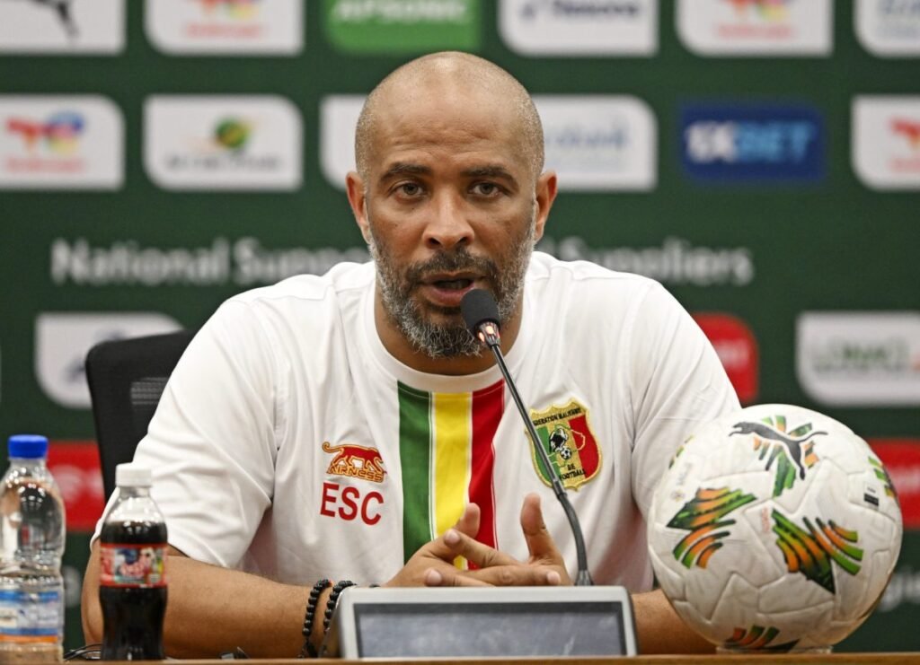 "Je suis bien égoïste", Eric Chelle assume son départ d'Algérie