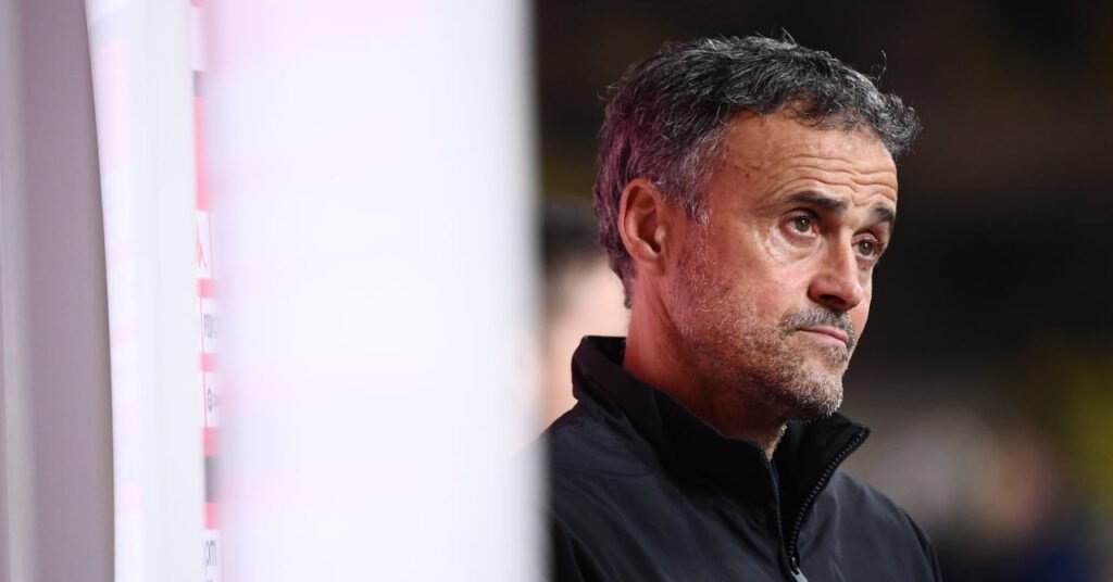 Les compos sont tombées, une surprise dans le onze parisien