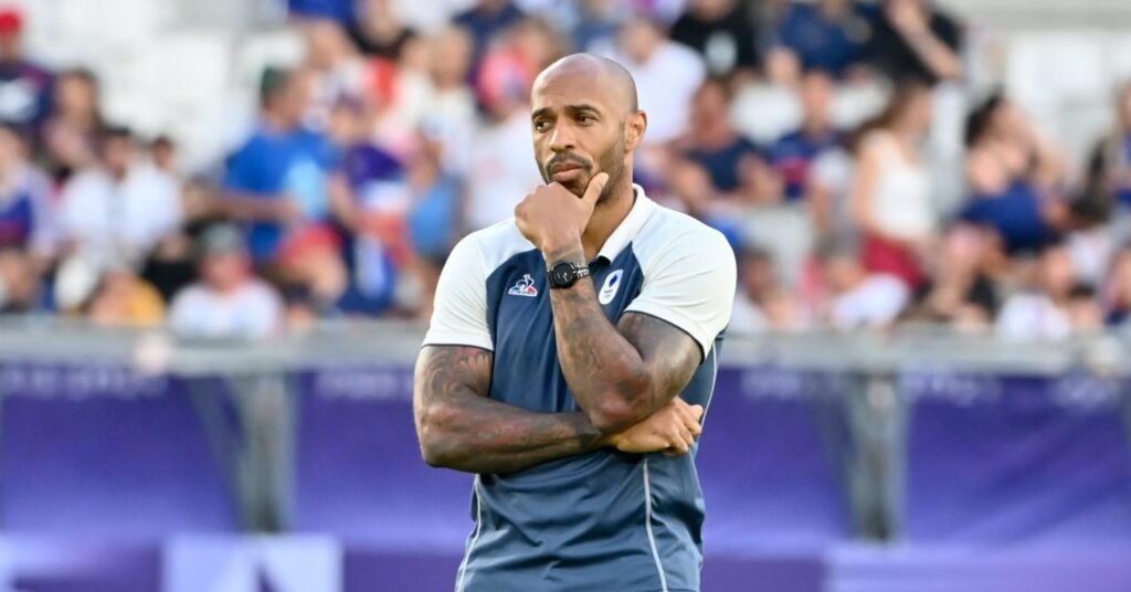 Thierry Henry sèchement recalé d’un banc prestigieux Thierry Henry sèchement recalé d’un banc prestigieux