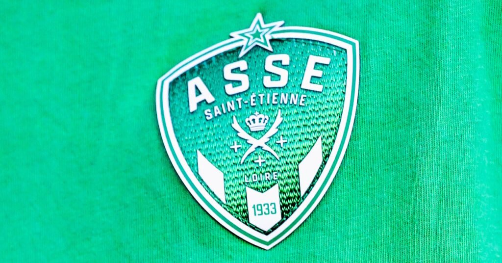L’AS Saint-Etienne officialise l’arrivée d’un attaquant