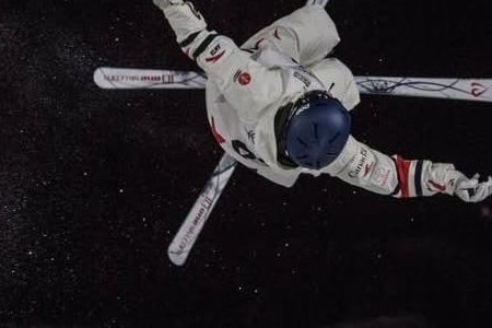 Dispute du monde de ski habile (mamelons) | Réapparition ascendant et rien contrainte revers Pépite-David Chalifoux Coupe du monde de ski acrobatique (bosses) | Retour progressif et sans pression pour Louis-David Chalifoux