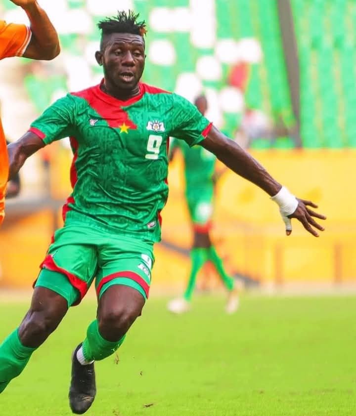 Mercato:MANIEMA UNION recrute un essence A’ du Burkina Faso. Mercato:MANIEMA UNION recrute un étalon A' du Burkina Faso.