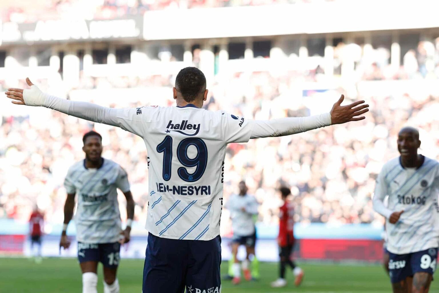 En-Nesyri s'offre un ciseau incroyable (Vidéo)