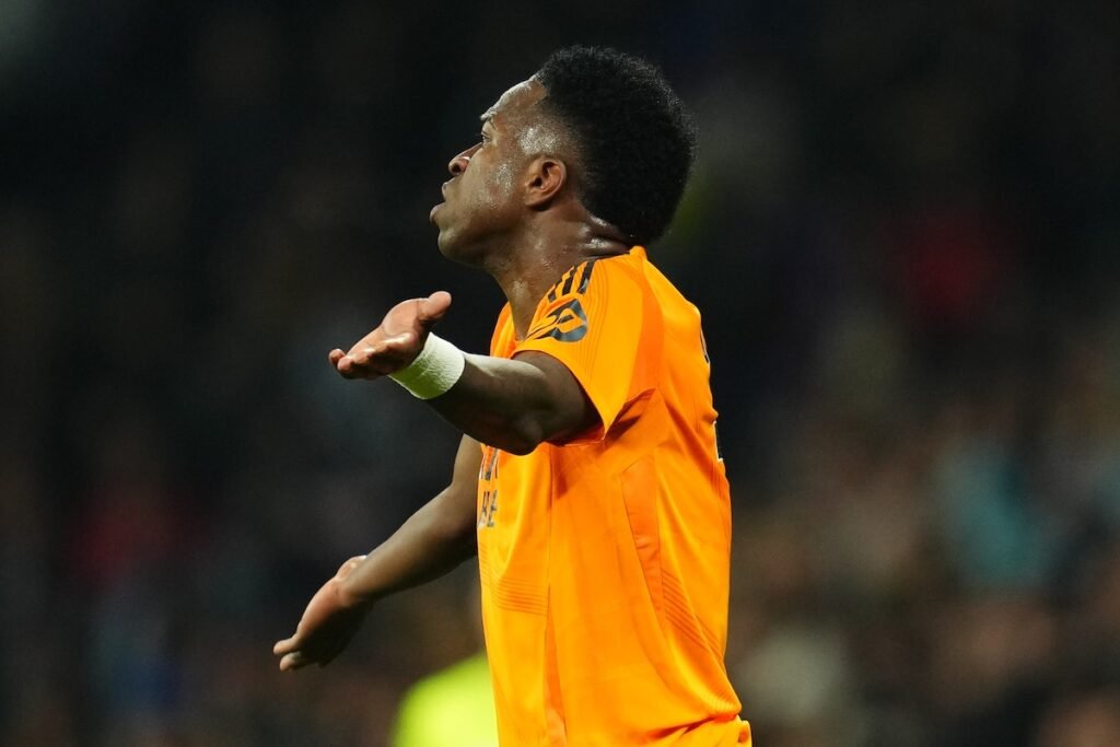 Vinicius, le collectionneur de cartons