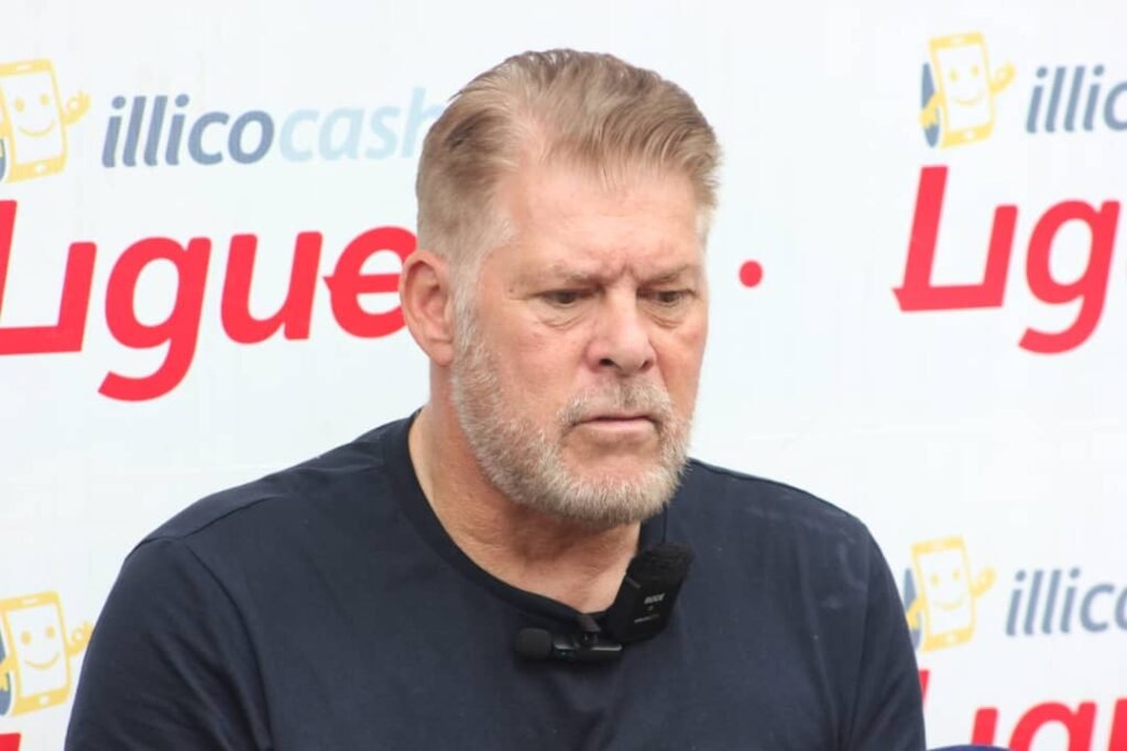 Linafoot D1 : « Où, au monde, le derby se joue-t-il sans public ? » — le ras-le-bol de Luc Eymael