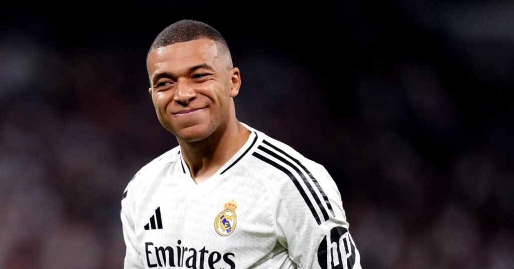 La presse s'enflamme pour le "génie" Mbappé !
