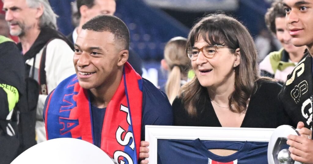 La héroïne de Kylian Mbappé entre la troublé La mère de Kylian Mbappé dans la tourmente