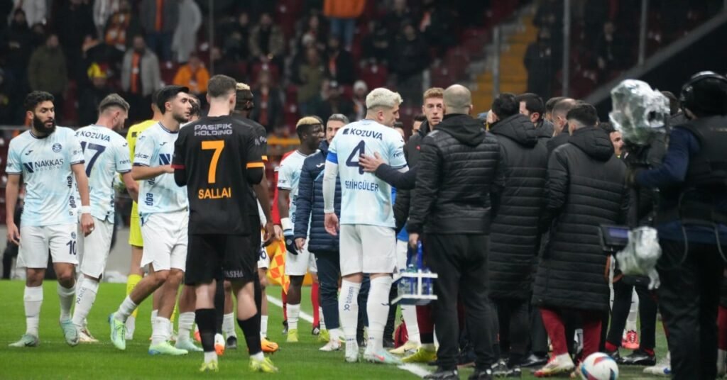 Scène surréaliste en Turquie
