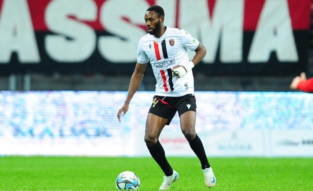 l’USM Alger se rapproche des demi-finales l'USM Alger se rapproche des demi-finales