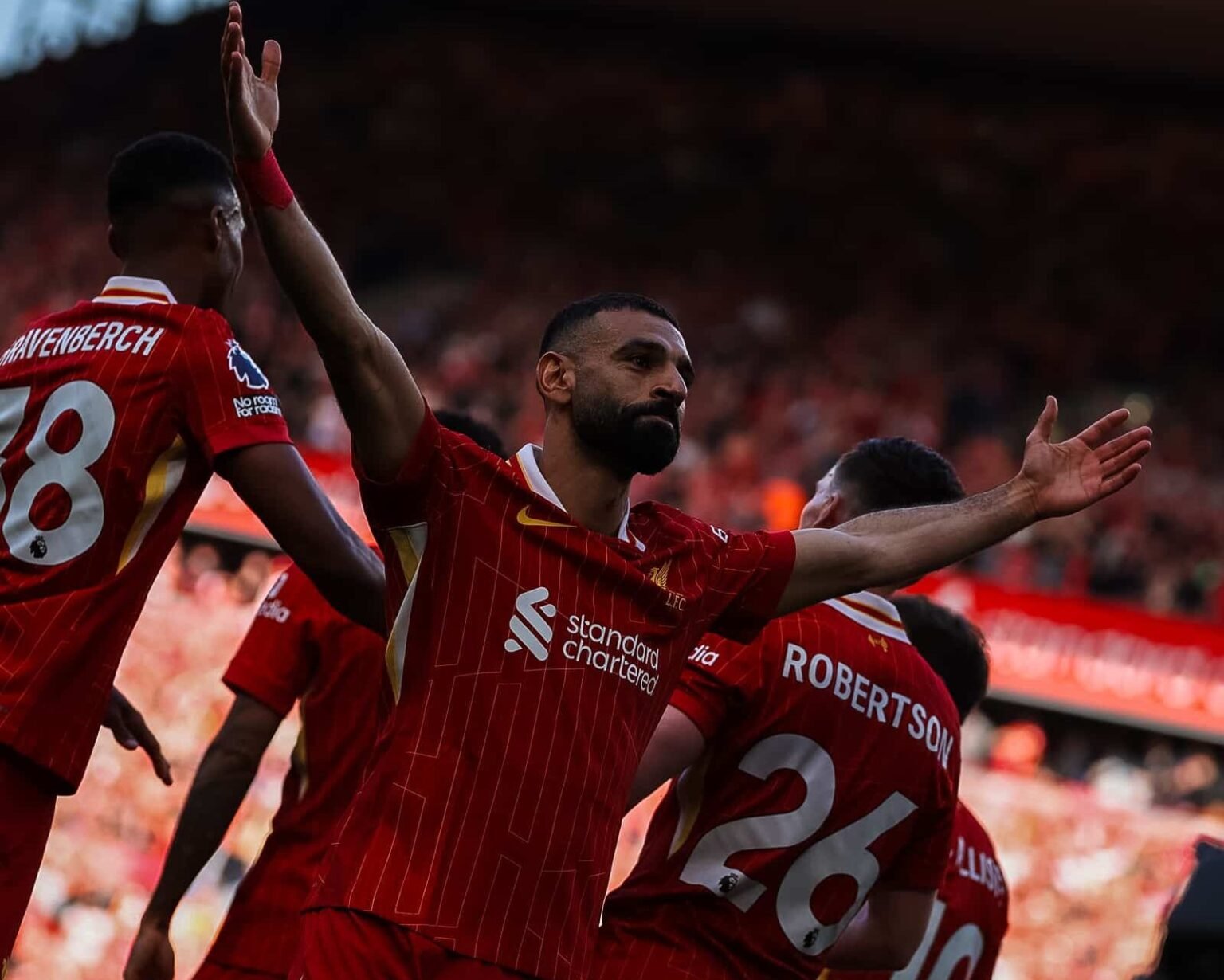 Mo Salah révèle qu'il a confronté Slot, son entraîneur