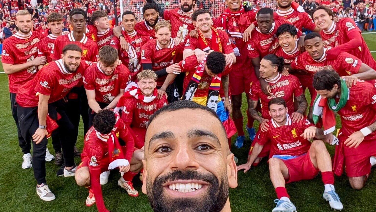 Liverpool et Salah remportent la Premier League (Vidéo)