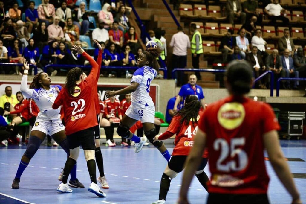 Handball / Super coupe des clubs : Petro Luanda chez les dames et Al Ahly chez les dames sacrés champions !