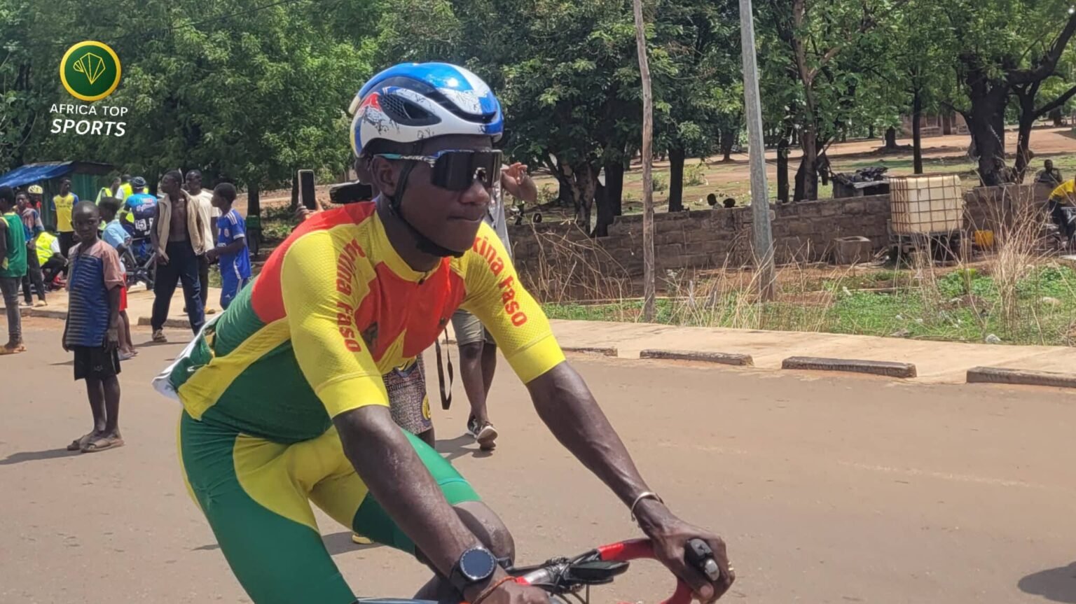 Tour du Togo : Le Burkinabè Saturnin Yameogo remporte la première étape 