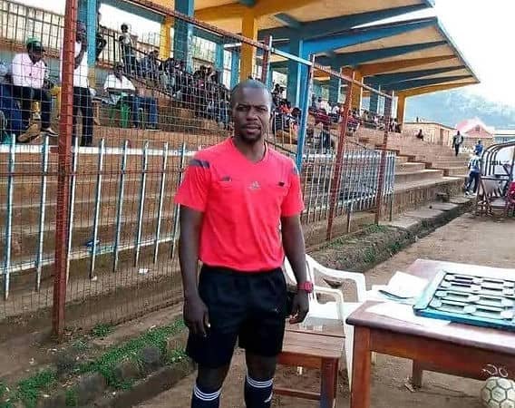 RDC / Bukavu : Un arbitre de football sauvagement lynché RDC / Bukavu : Un arbitre de football sauvagement lynché