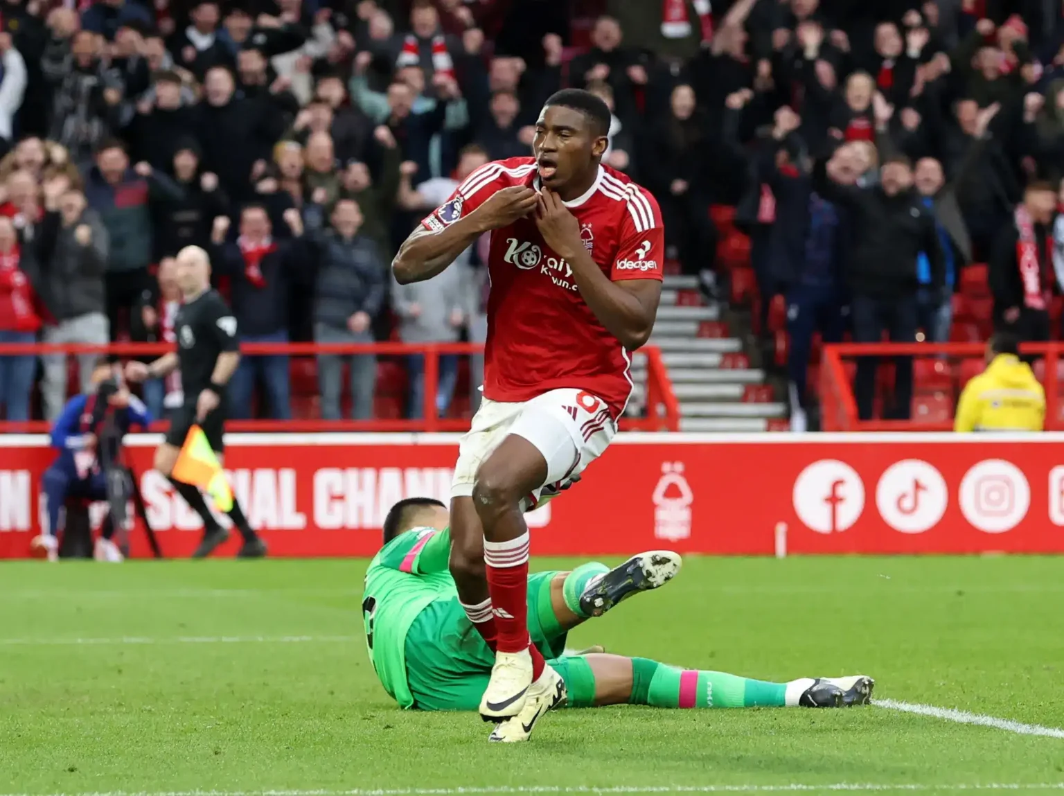 Awoniyi manquera la dernière danse