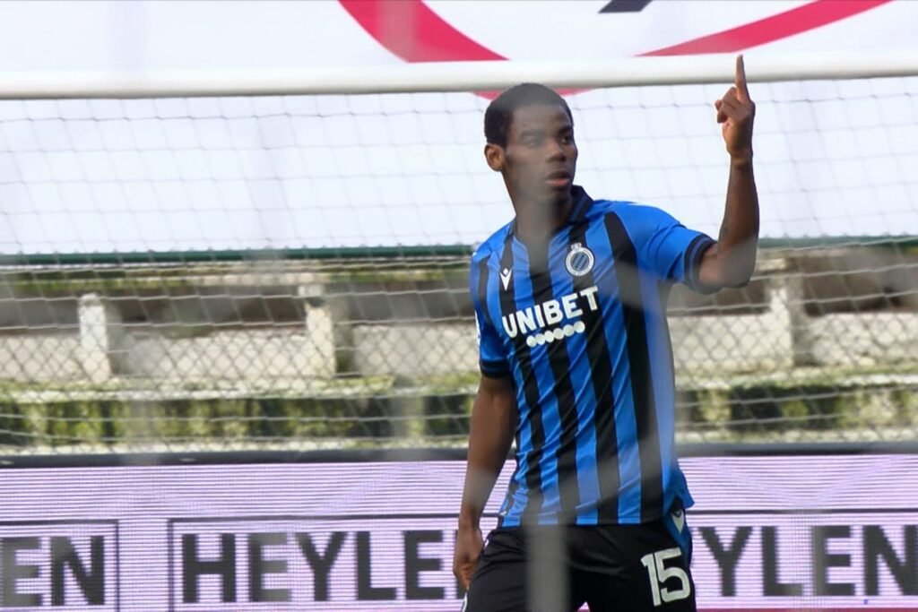 Raphael Onyedika devient une option sérieuse
