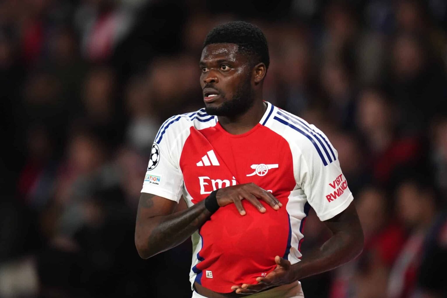 Arsenal : Deux joueurs menacent Thomas Partey !