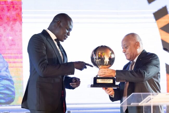 LA FIBA honore les vieilles gloires LA FIBA honore les vieilles gloires