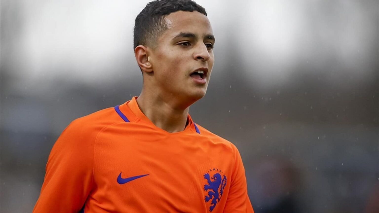 Je suis Marocain… Jamais de maillot néerlandais Je suis Marocain… Jamais de maillot néerlandais