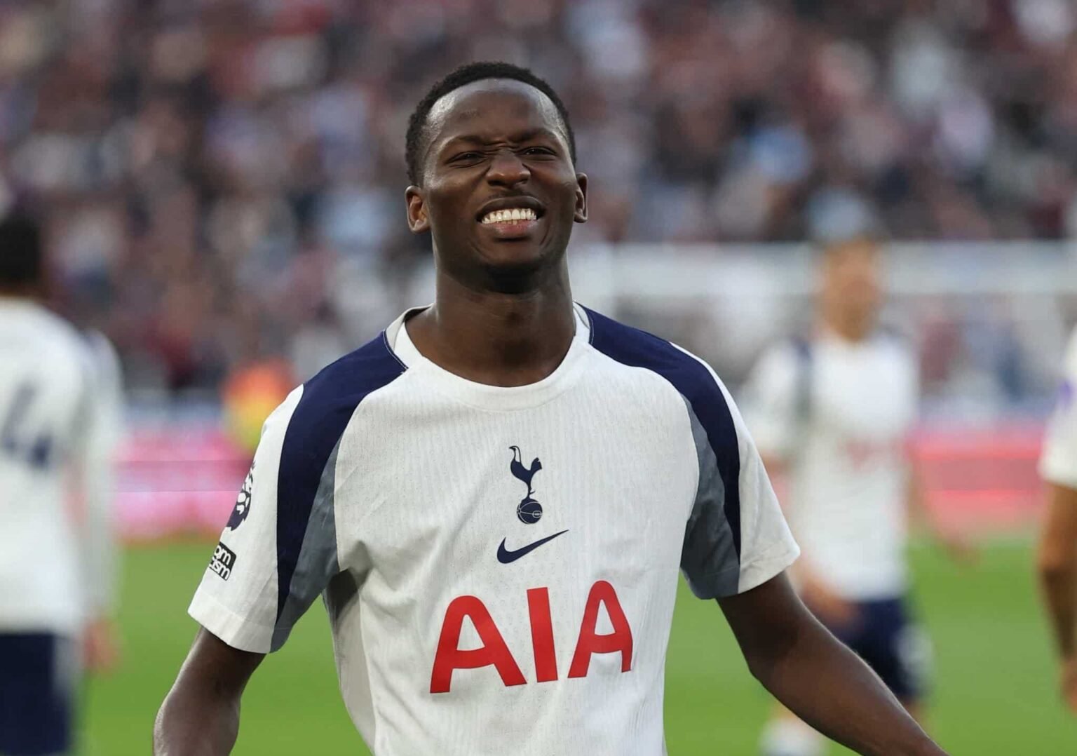Pape Matar Sarr marque de la tête contre West Ham (Vidéo)