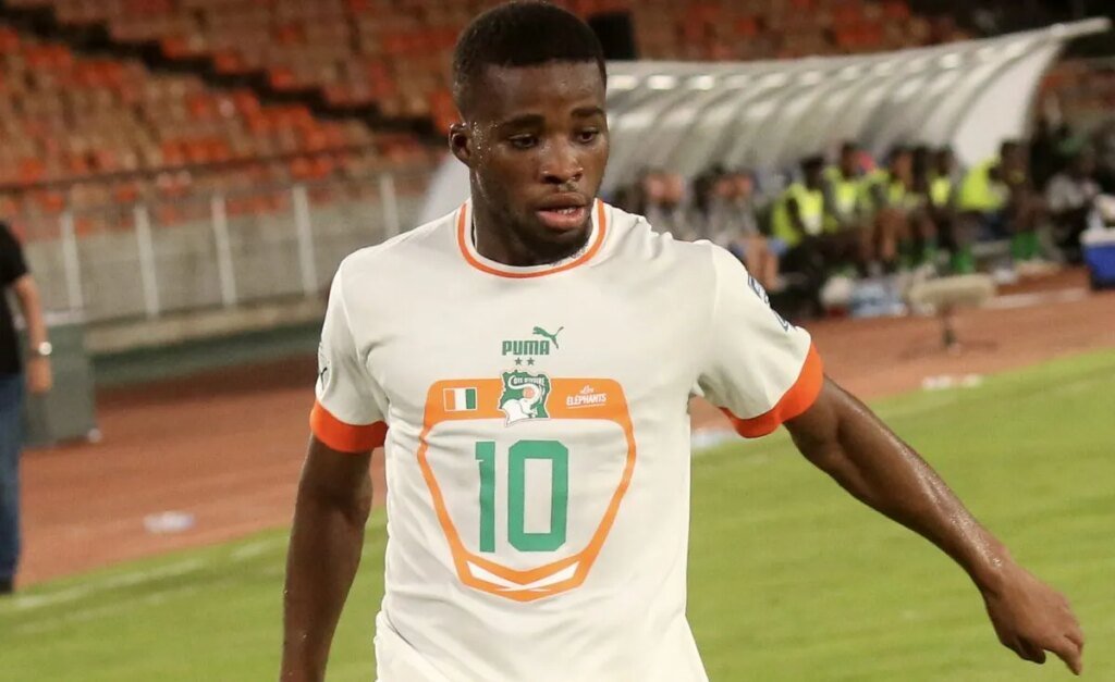 Hamed Junior Traoré envoie un message à Emerse Faé