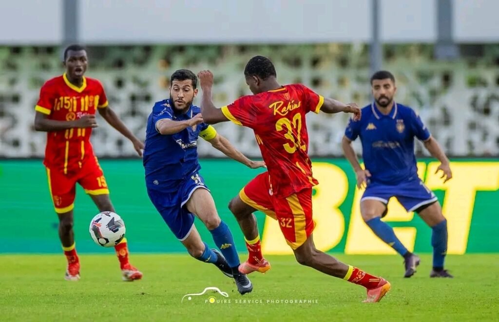 L'Espérance de Tunis mène contre Rahimo FC à la pause
