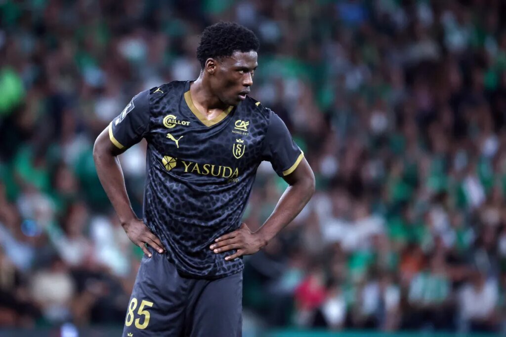 "C'est un mensonge, Reims voulait le libérer"... Hafiz Ibrahim privé de Coupe du monde U20 avec le Nigeria par "pure politique" ?