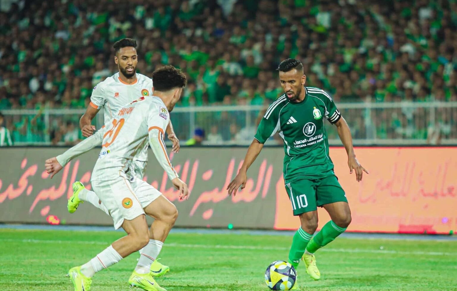 RS Berkane et Al-Ahly Tripoli dos à dos à la pause RS Berkane et Al-Ahly Tripoli dos à dos à la pause