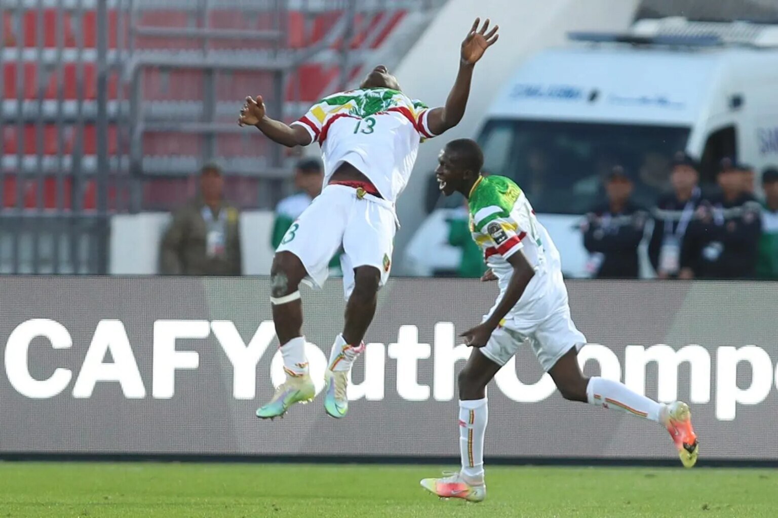 avec le Mali et le Burkina Faso, 9 qualifiés africains en 16es de finale !