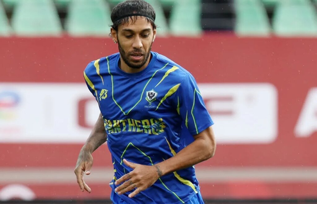 communiqué, "mépris" puis libération... Le feuilleton Aubameyang à la CAN 2025 résumé en 8 actes