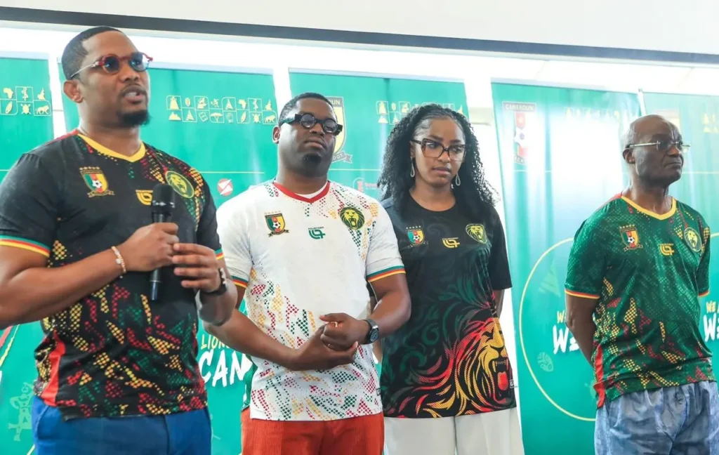 « on est devenu le Mali ? », les nouveaux maillots pour la CAN 2025 déjà sous le feu des critiques "on est devenu le Mali ?", les nouveaux maillots pour la CAN 2025 déjà sous le feu des critiques