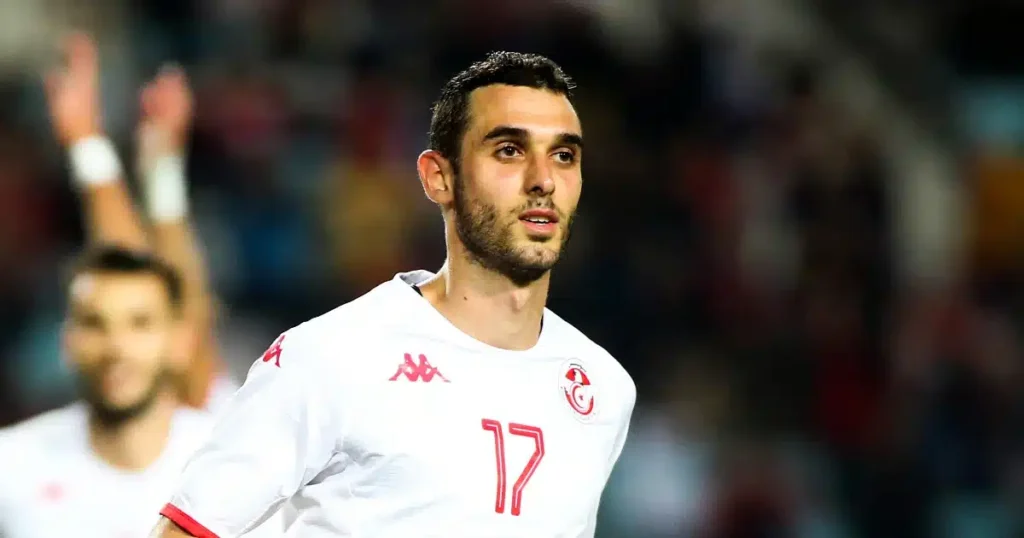 Skhiri et Achouri donnent l'avantage à la Tunisie contre l'Ouganda à la pause