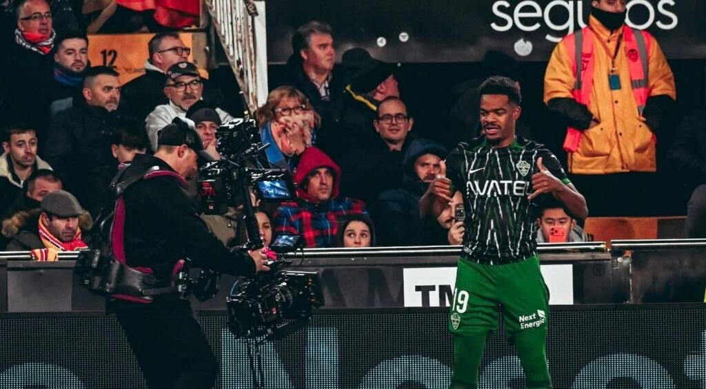 Diangana change tout et sauve Elche