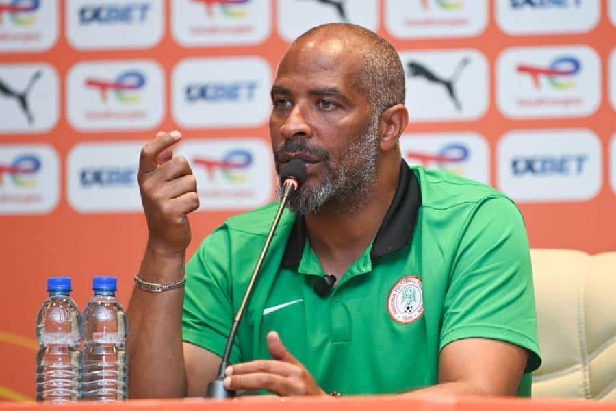 Éric Chelle exige une forte revalorisation avant de prolonger Éric Chelle exige une forte revalorisation avant de prolonger