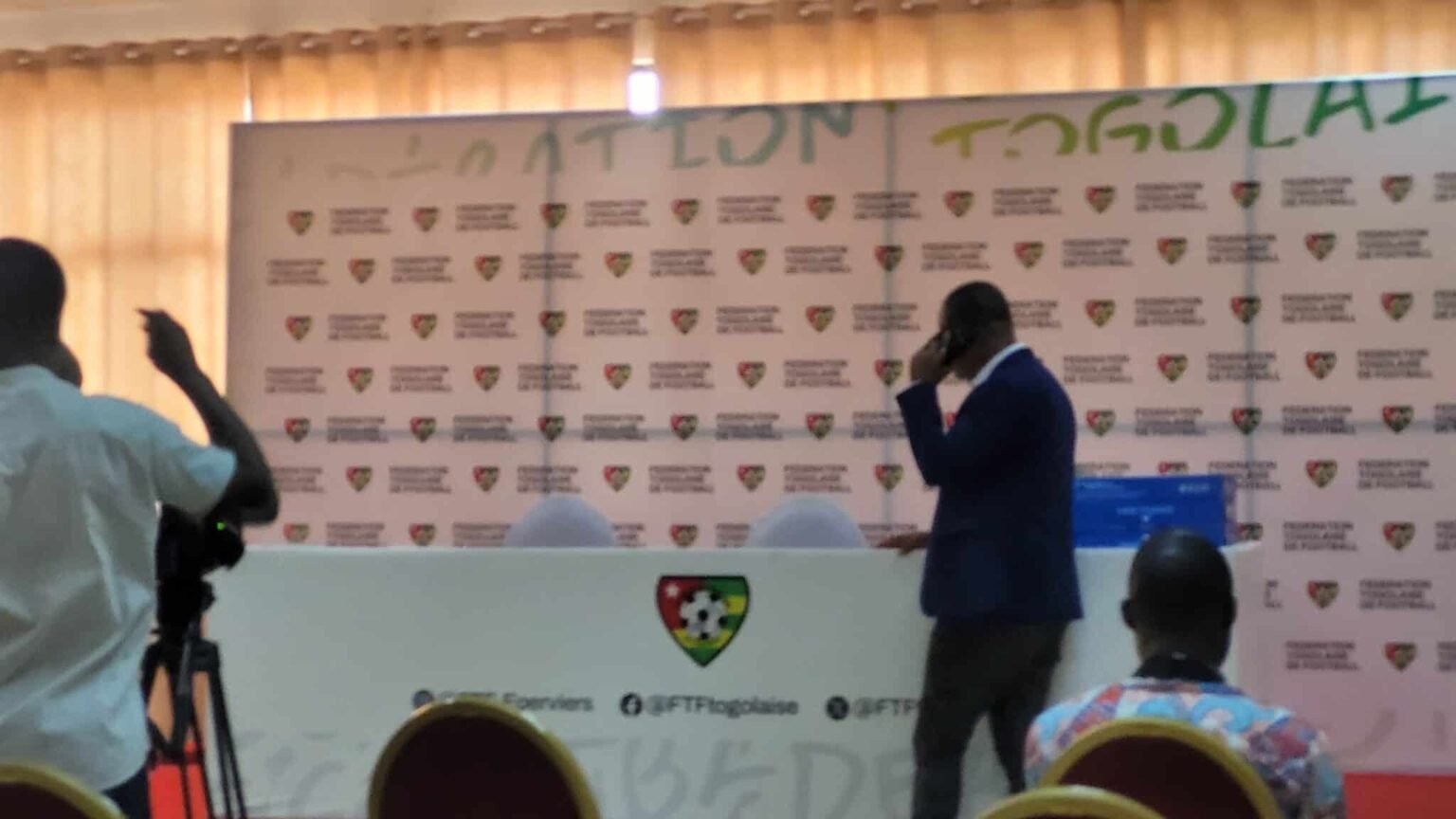 Togo : La signature de contrat de Patrice Neveu reportée, la raison Togo : La signature de contrat de Patrice Neveu reportée, la raison