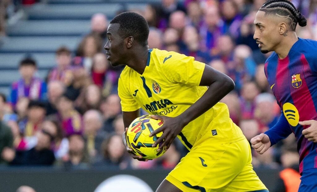 Pape Gueye marque, mais le Barça se balade grâce à Lamine Yamal Pape Gueye marque, mais le Barça se balade grâce à Lamine Yamal